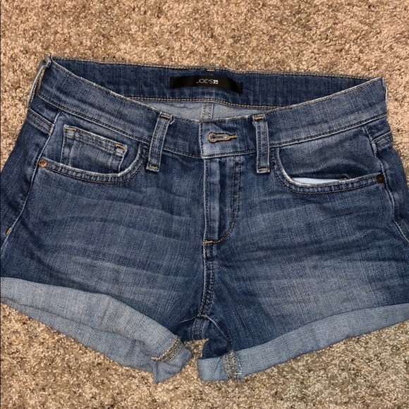 Women Joe’s jean shorts - Picture 3 of 4